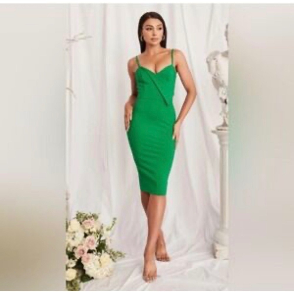 NWT Lavish Alice Sophie Origami folded point midi dress in‎ green